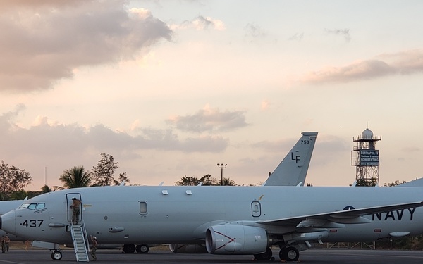 P-8A AIRCRAFT ON FLIGHTLINE