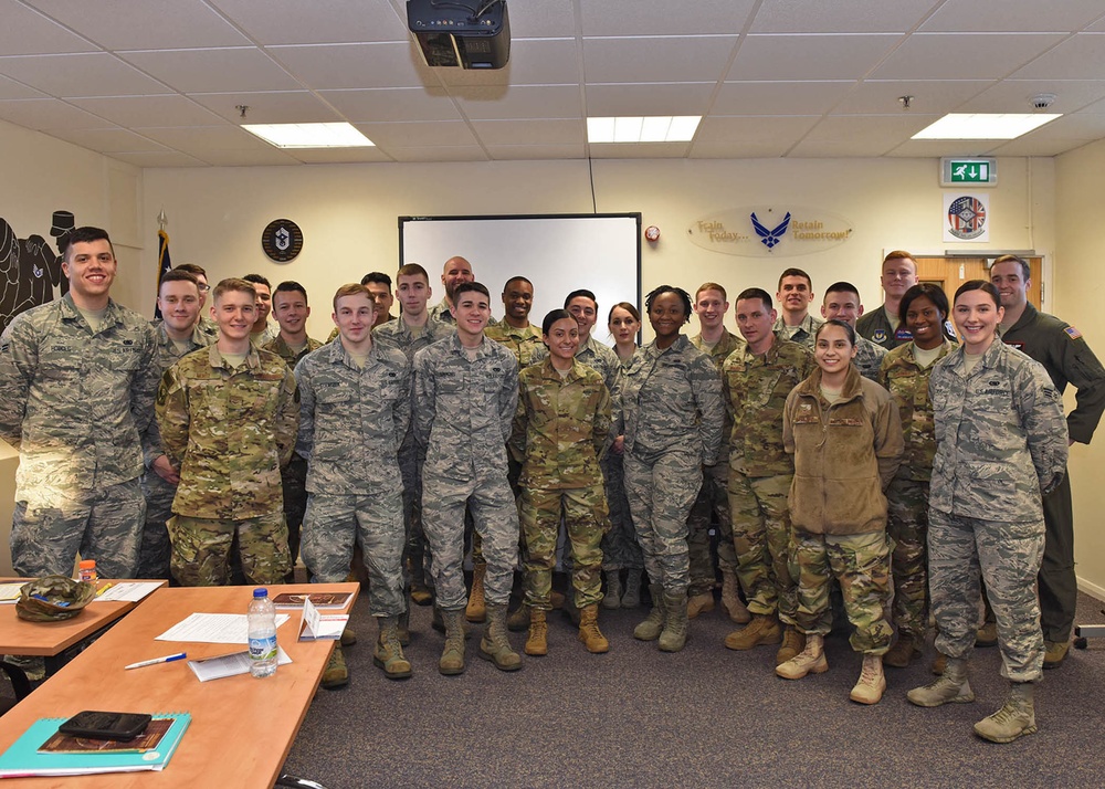 Team Mildenhall Airmen attend Airmen Enhancement Seminar