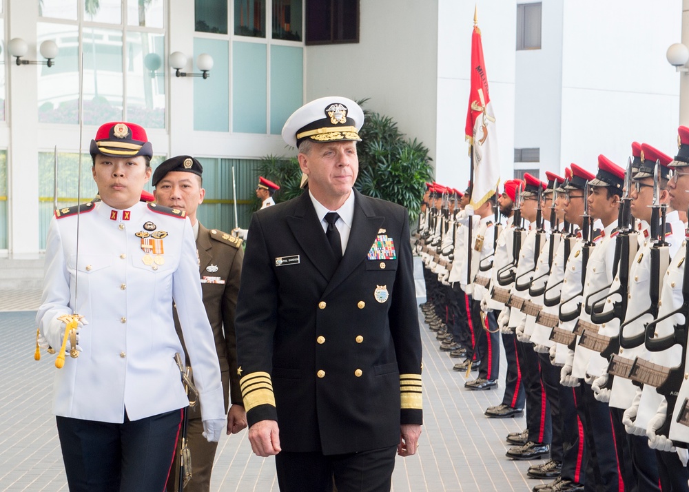 USINDOPACOM Commander visits Singapore