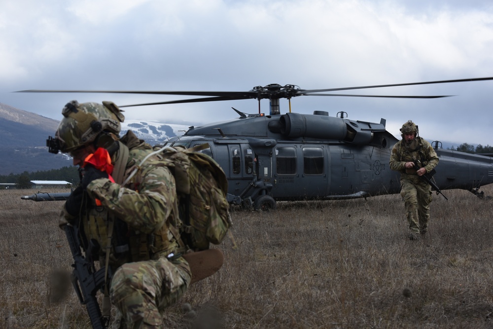 67th SOS Air Commandos team up with sister unit to conduct unique personnel recovery exercise