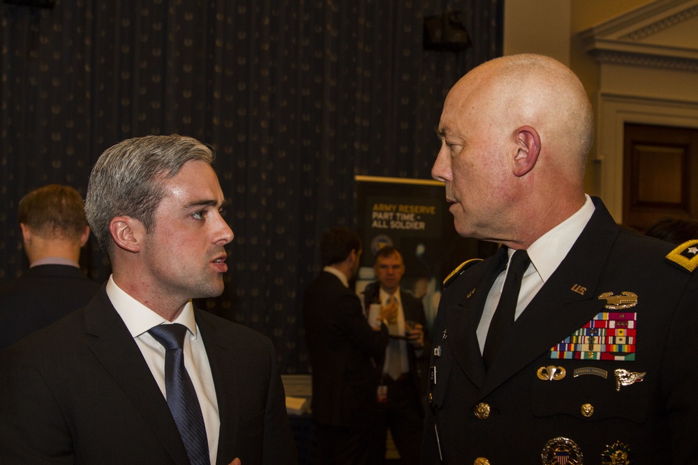 U.S. Army Reserve generals visit Capitol Hill