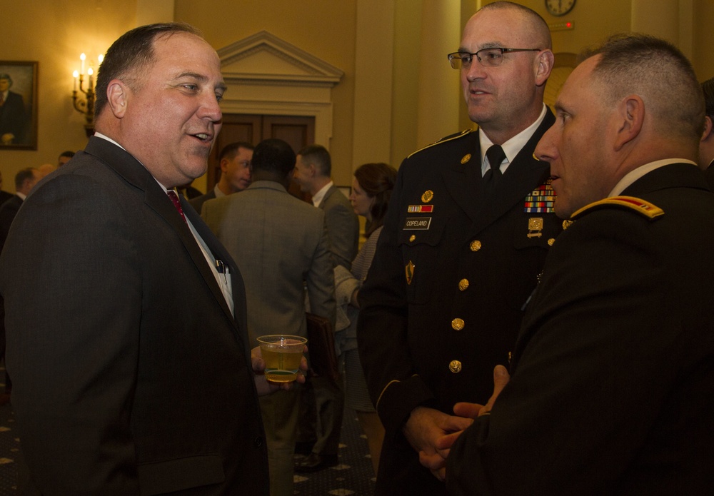 U.S. Army Reserve generals visit Capitol Hill