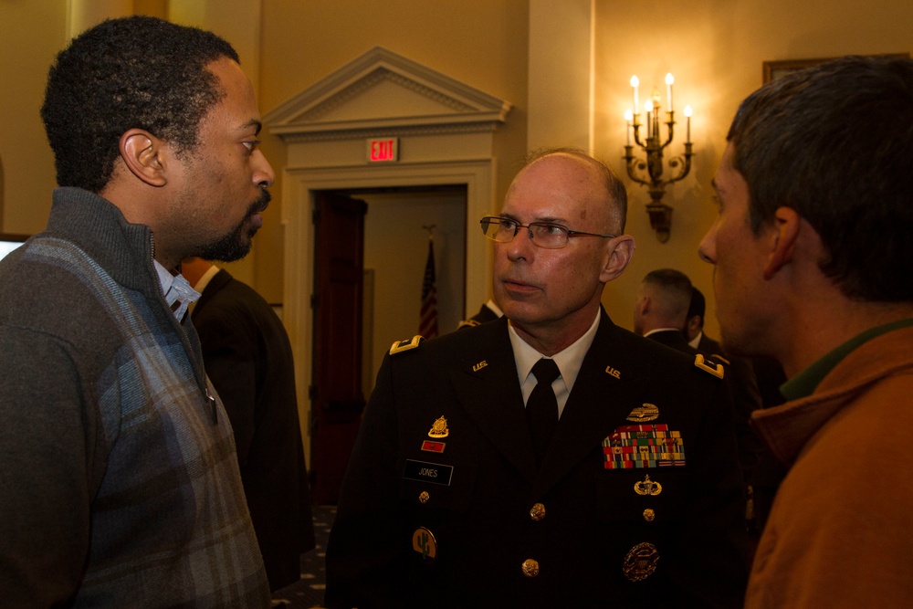 U.S. Army Reserve generals visit Capitol Hill