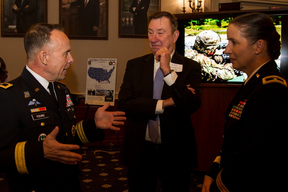 U.S. Army Reserve generals visit Capitol Hill