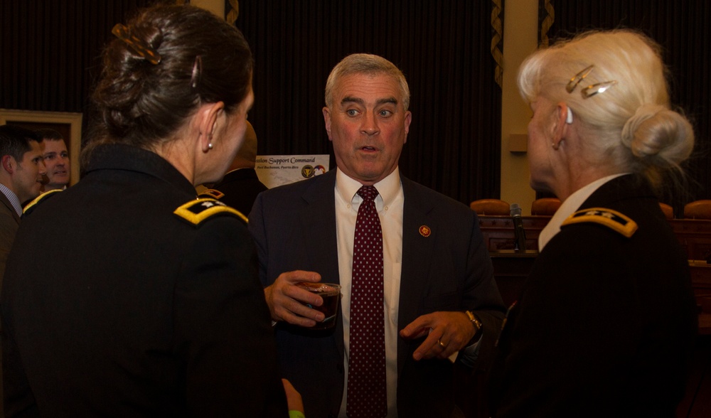 U.S. Army Reserve generals visit Capitol Hill