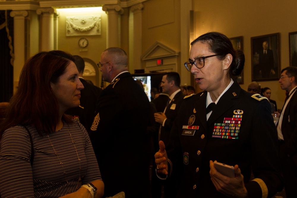 U.S. Army Reserve generals visit Capitol Hill