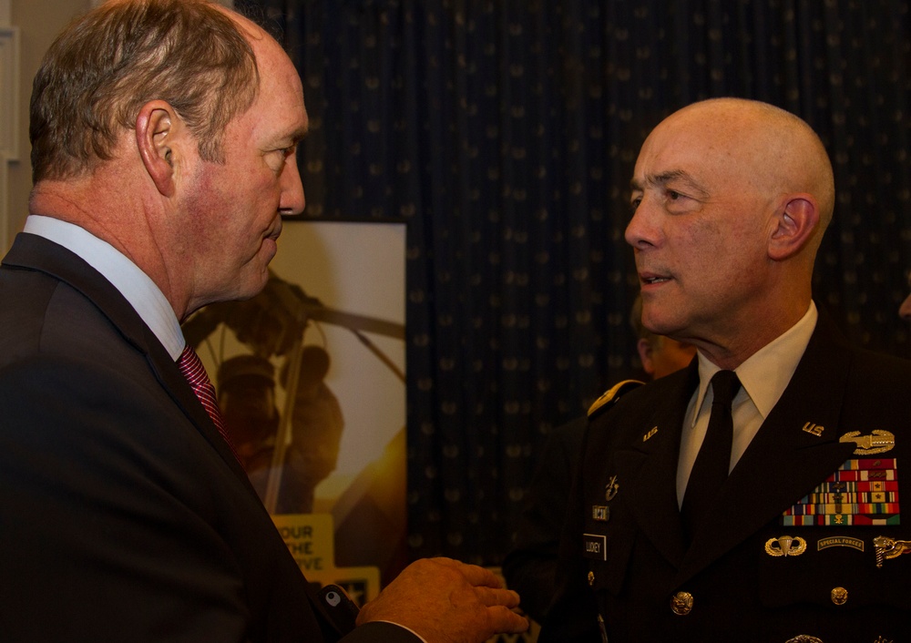 U.S. Army Reserve generals visit Capitol Hill