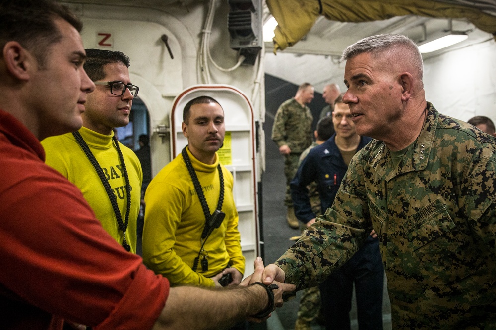 I MEF Commanding General USS Boxer Visit