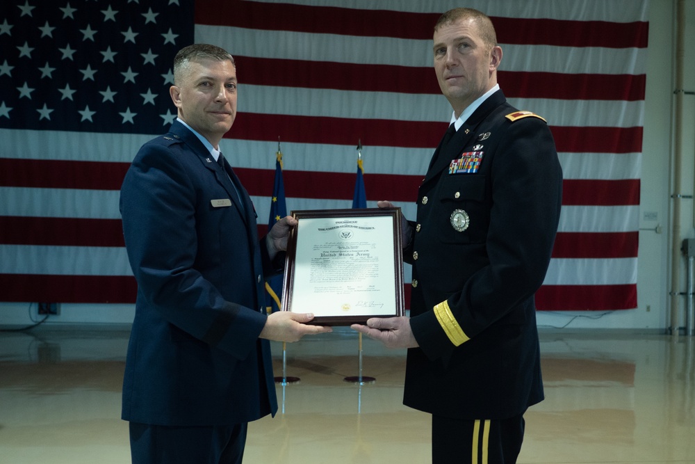 Knowles puts on star to promote to brigadier general
