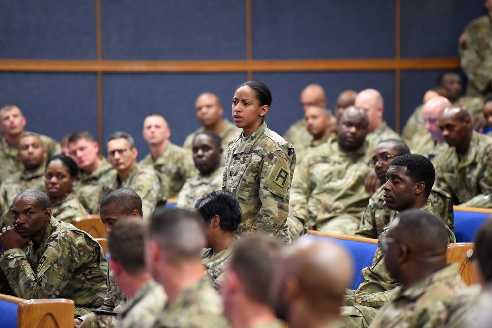 Army Reserve Commander visits troops to discuss way ahead for the command