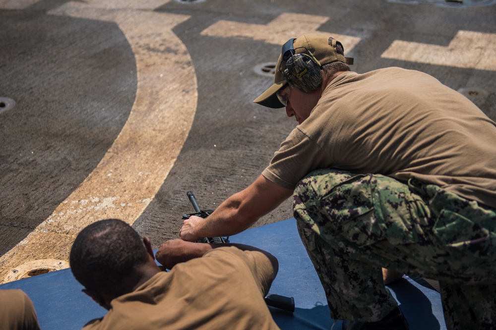 USS Mobile Bay M4 carbine qualification