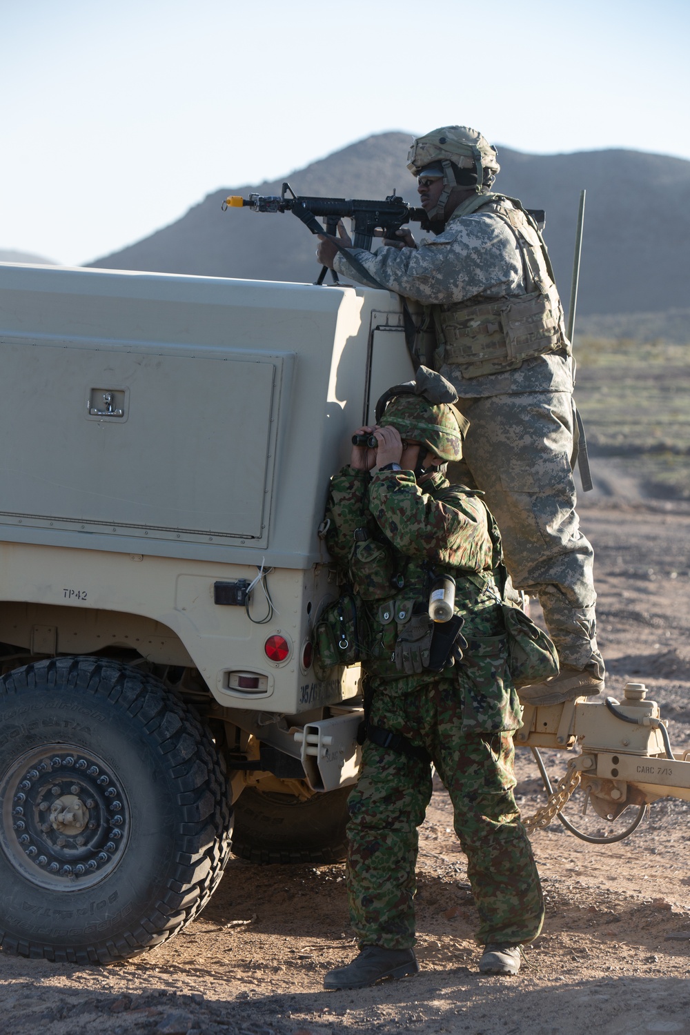 U.S. Marines, Soldiers and JGSDF Soldiers train together at the National Training Center