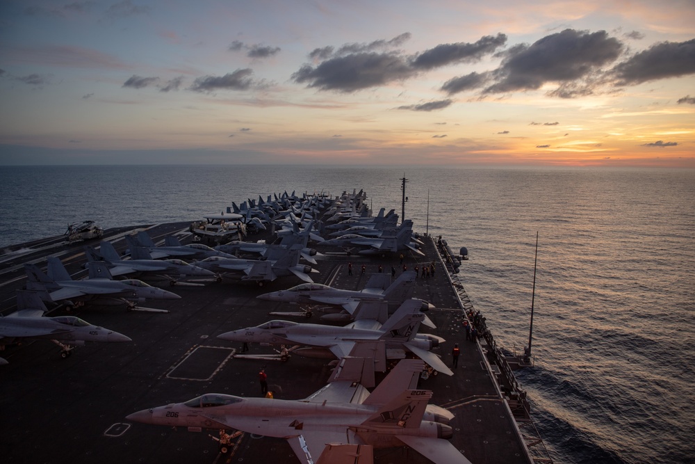The aircraft carrier USS John C. Stennis (CVN 74) steams in the South China Sea