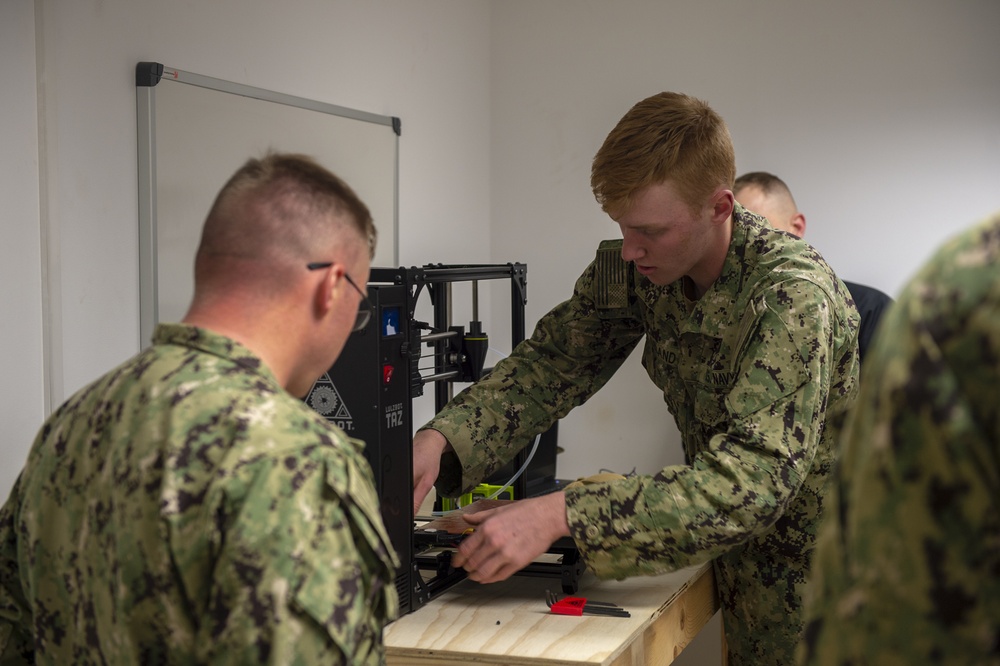 NMCB 133 Conducts 3-D Printer Training