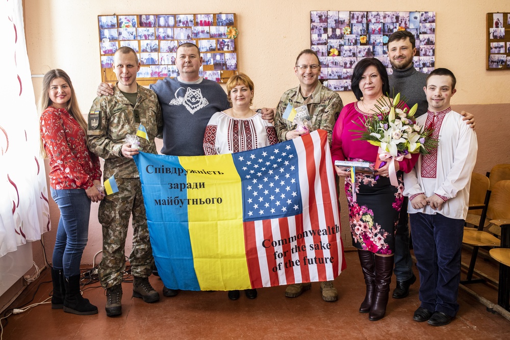 Tennessee Guardsmen visit local Ukrainian orphanage for children with special needs