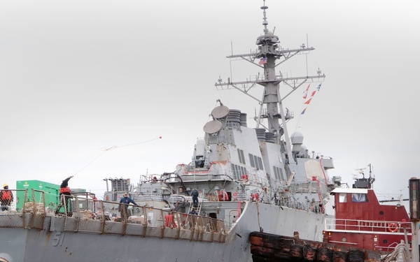 USS Arleigh Burke (DDG 51) Dry-Docking