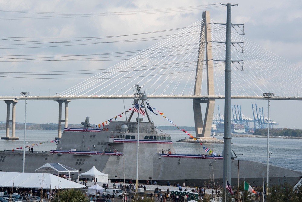 City of Charleston honored by hosting commissioning of USS Charleston