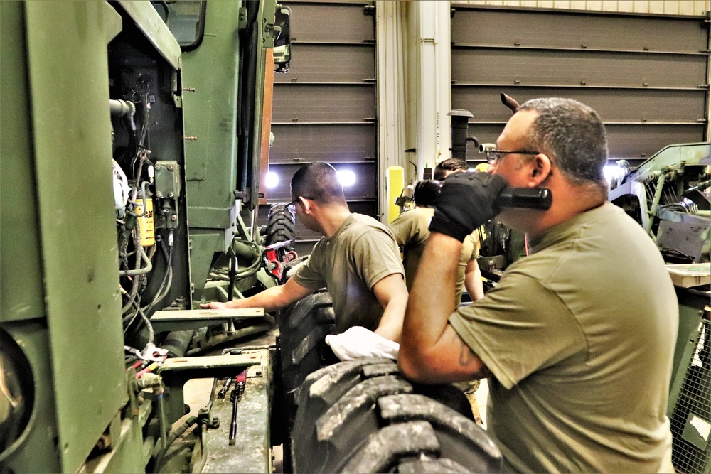 Students complete training in RTS-Maintenance 91L course at Fort McCoy