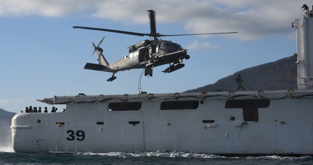 Coast Guard conducts joint training with Alaska ANG near Kodiak, Alaska