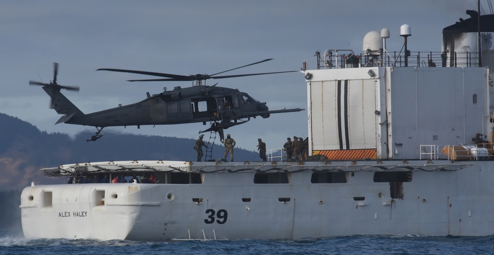 Coast Guard conducts joint training with Alaska ANG near Kodiak, Alaska