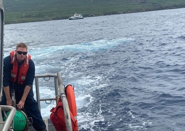 Coast Guard assists NOAA in whale disentanglement off Maui