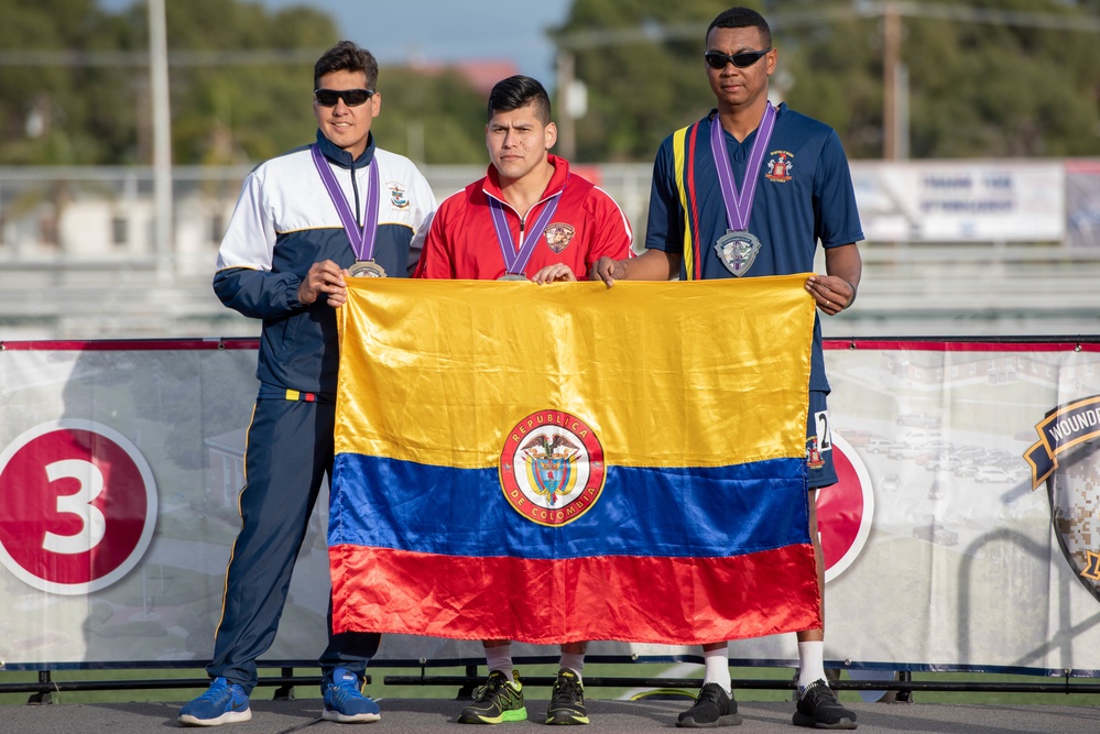 2019 Marine Corps Trials track competition medaling