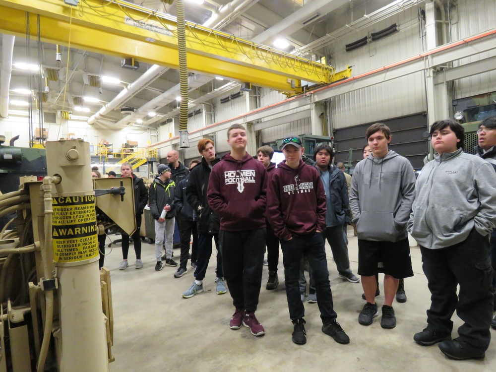 Holmen High School students visit Fort McCoy