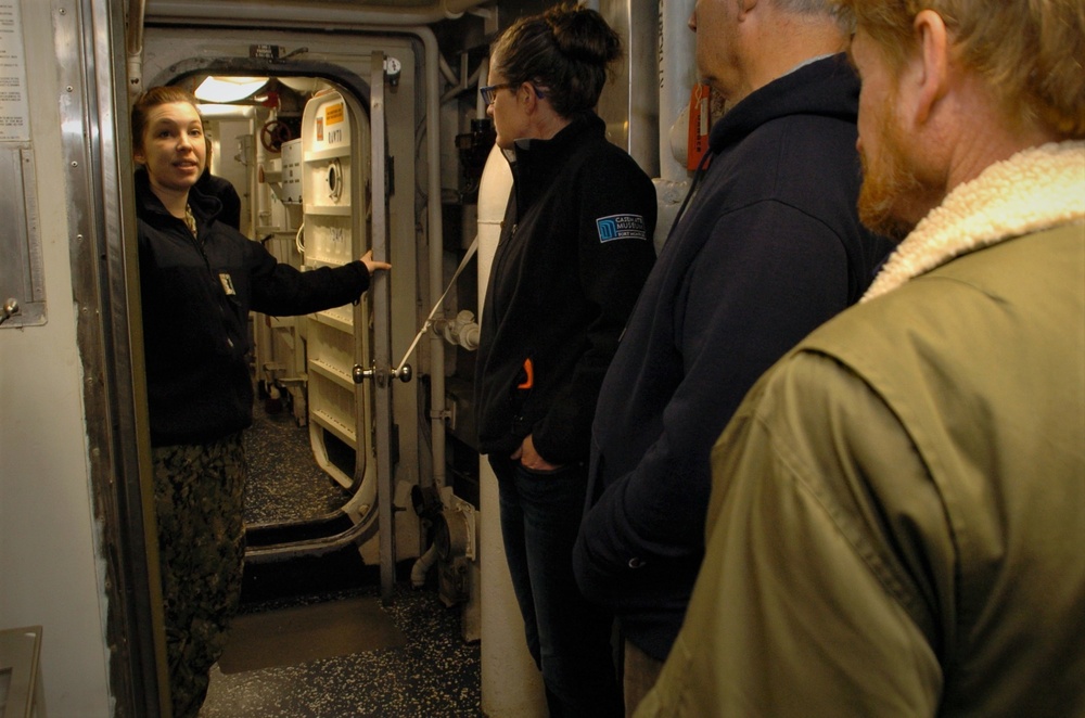 USS Gettysburg (CG 64) guided tour