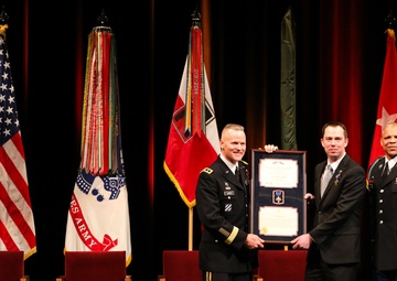 Minnesota native earns Distinguished Service Cross