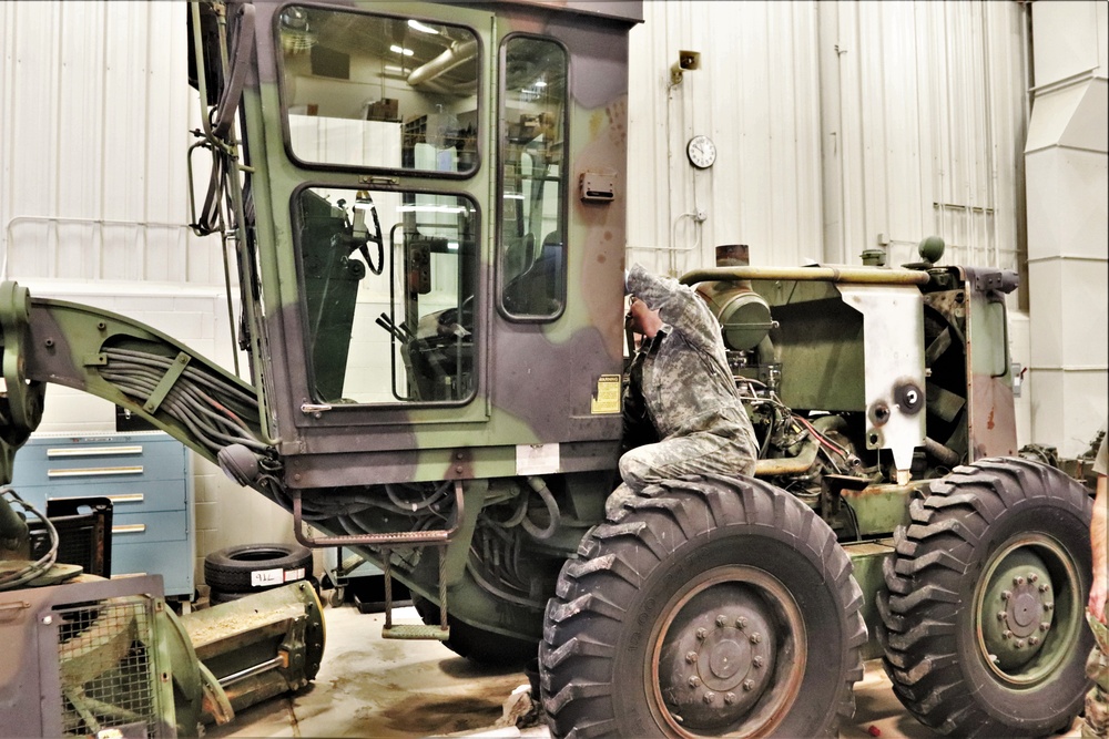 Students complete training in RTS-Maintenance 91L course at Fort McCoy