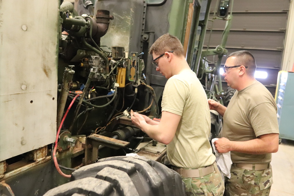 Students complete training in RTS-Maintenance 91L course at Fort McCoy