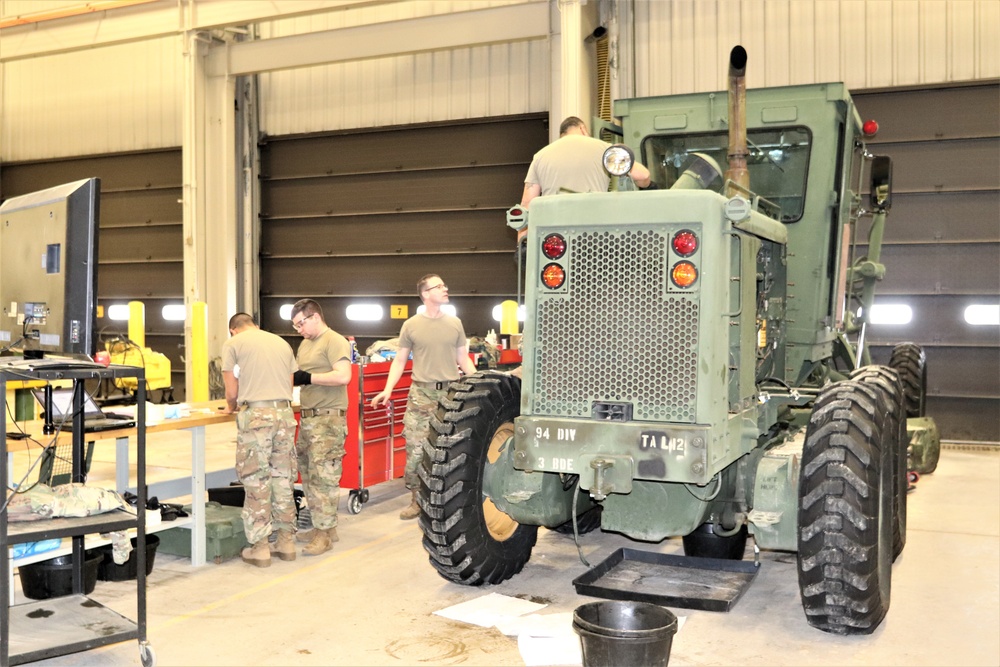 Students complete training in RTS-Maintenance 91L course at Fort McCoy