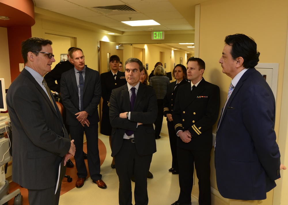 Lovell FHCC Hosts Distinguished Visitors