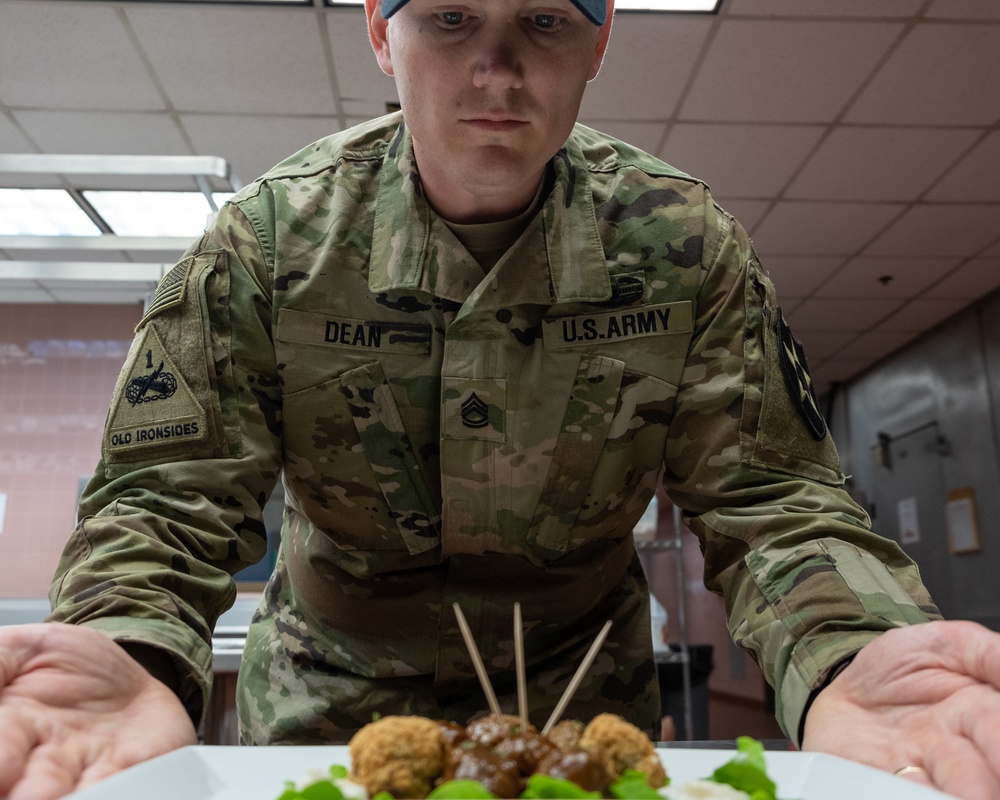 Culinary Specialist Demonstrates Skills at Best DFAC in 2ID