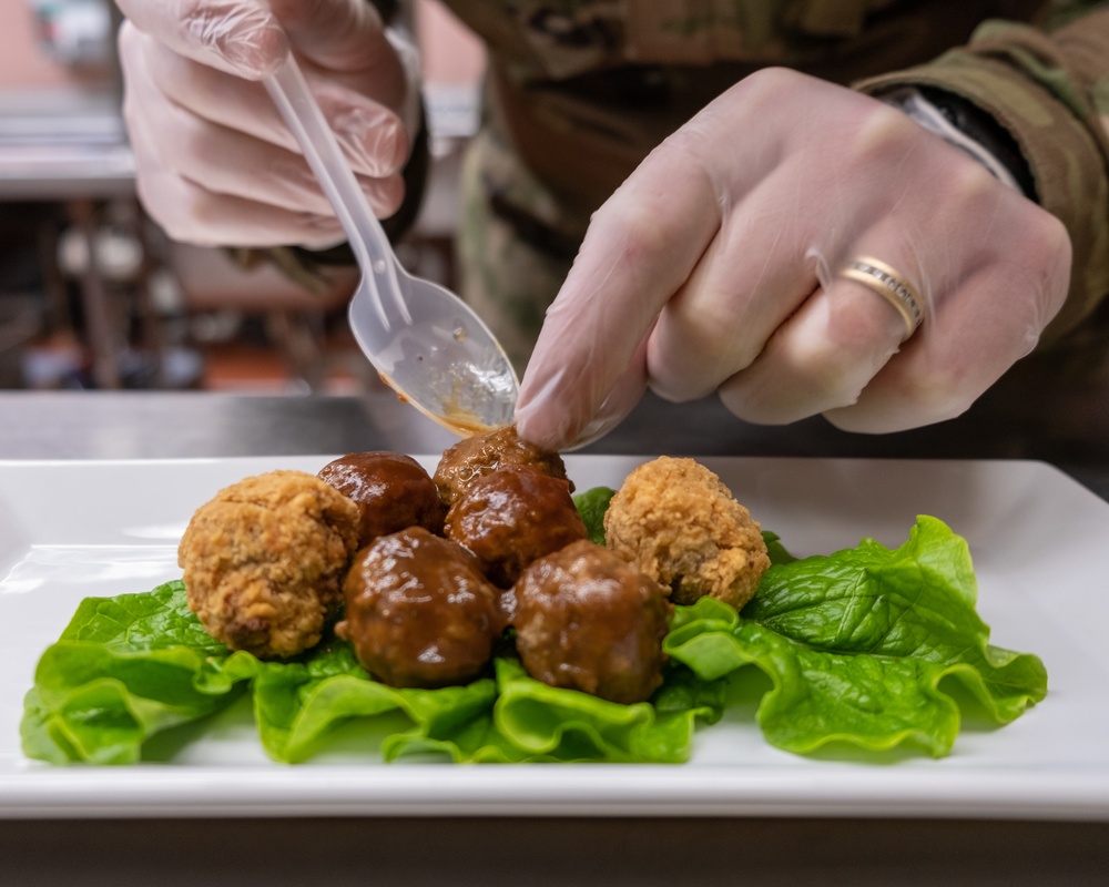 Culinary Specialist Demonstrates Skills at Best DFAC in 2ID