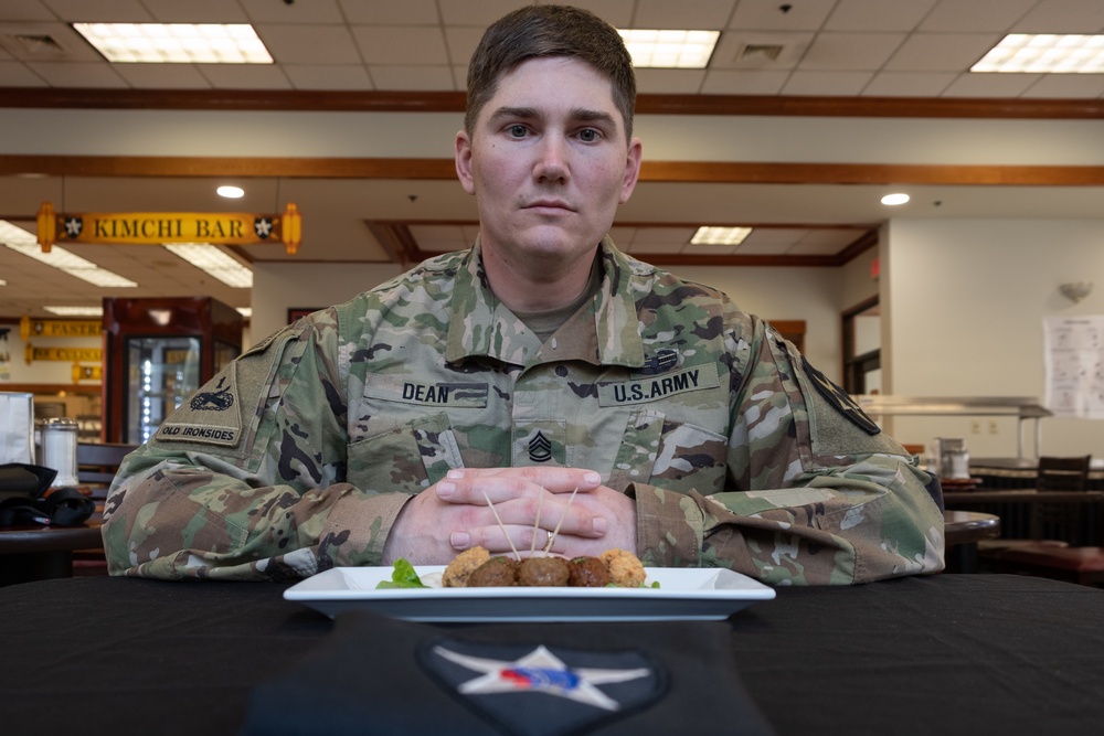 Culinary Specialist Demonstrates Skills at Best DFAC in 2ID