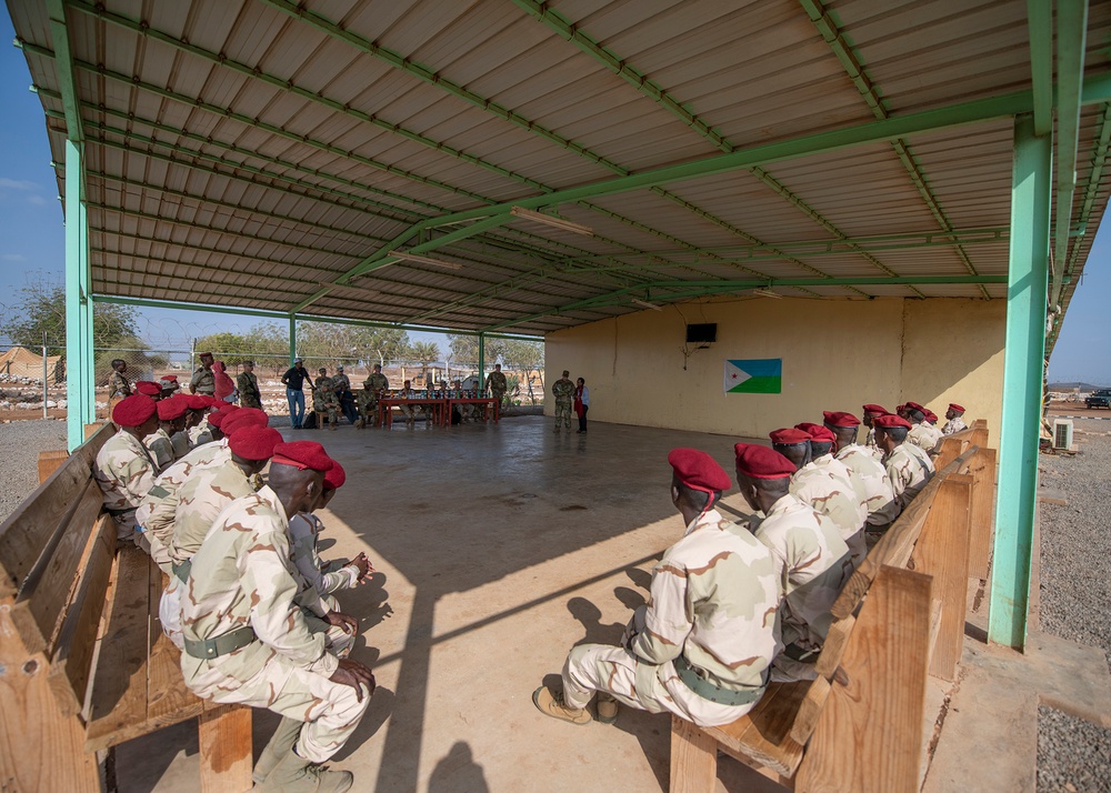 Djiboutian Rapid Intervention Battalion soldiers graduate NCO course