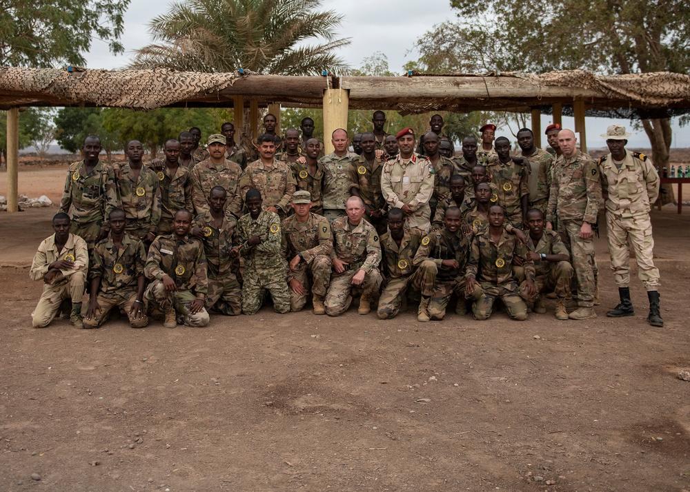 Djiboutian Rapid Intervention Battalion soldiers graduate infantry skills course