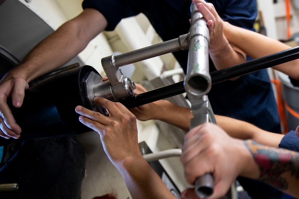 USS Preble deploys Multi-Function Towed Array (MFTA) during a training. USS Preble deploys Multi-Function Towed Array (MFTA) during a training.