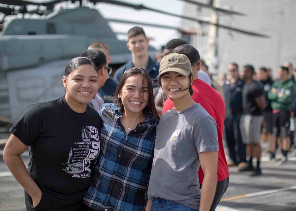 USS Arlington/22nd MEU Steel Beach USS Arlington/22nd MEU Steel Beach