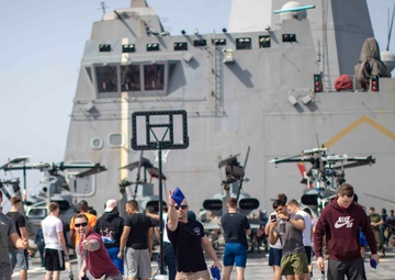 USS Arlington/22nd MEU Steel Beach