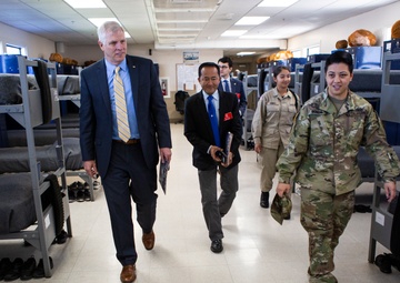 Sen. Tom Umberg visits Sunburst Youth Challenge Academy