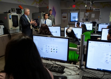Sen. Tom Umberg visits STARBASE Los Alamitos