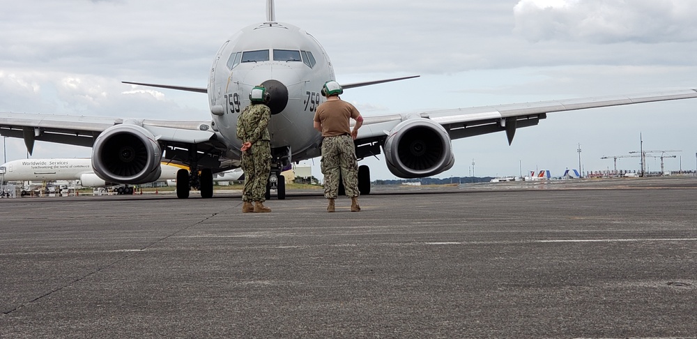 VP-16 Conducts Flight Operations