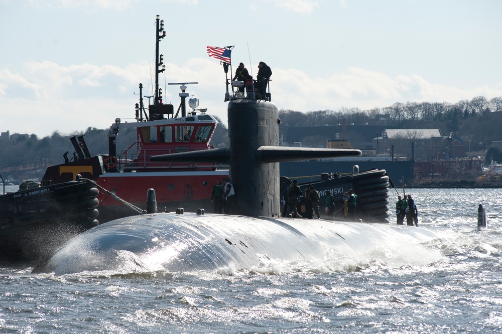 USS Pittsburgh (SSN 720) homecoming