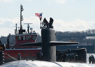 USS Pittsburgh (SSN 720) homecoming