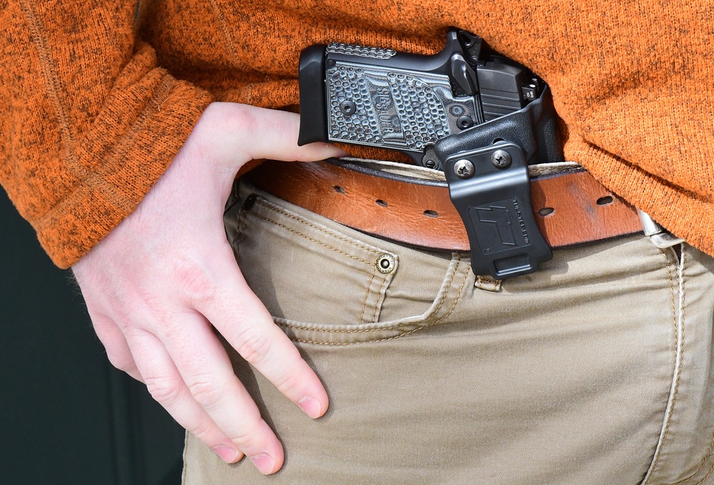 New Kentucky concealed carry law does not apply at Fort Knox