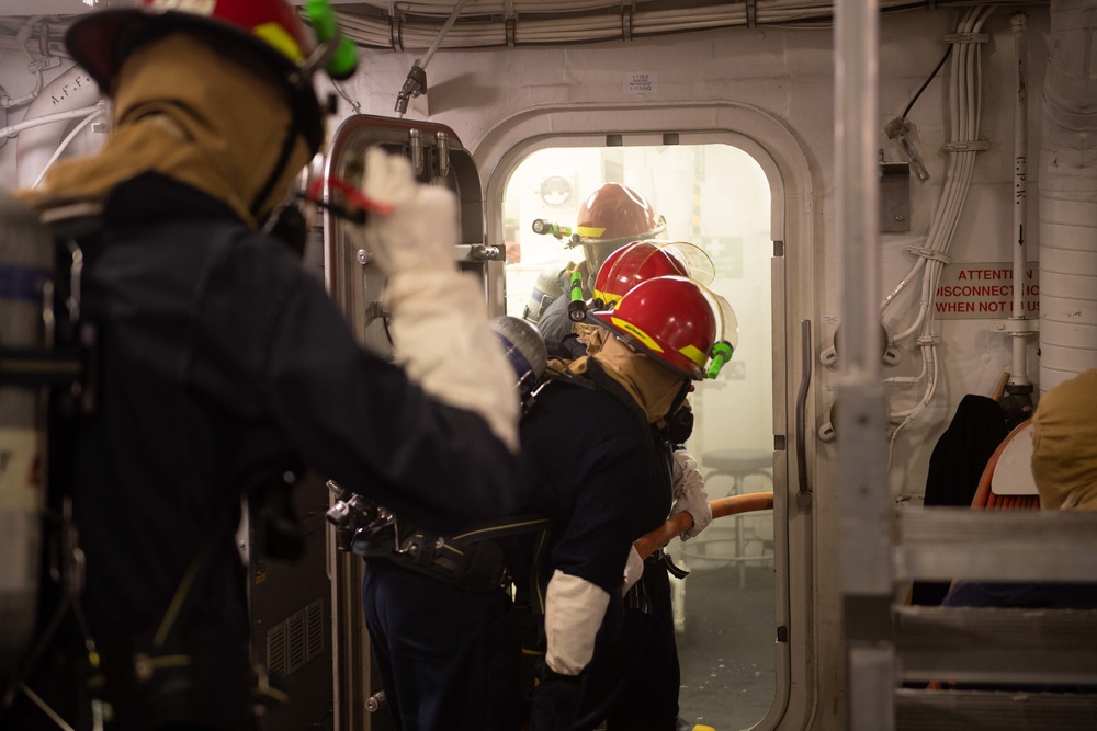 USS Zumwalt Conducts Damage Control Training