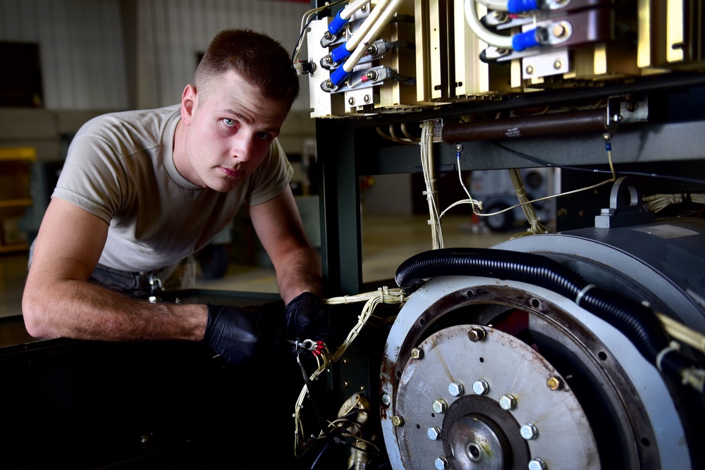 Flight line lifeline: AGE supports total force combat airlift