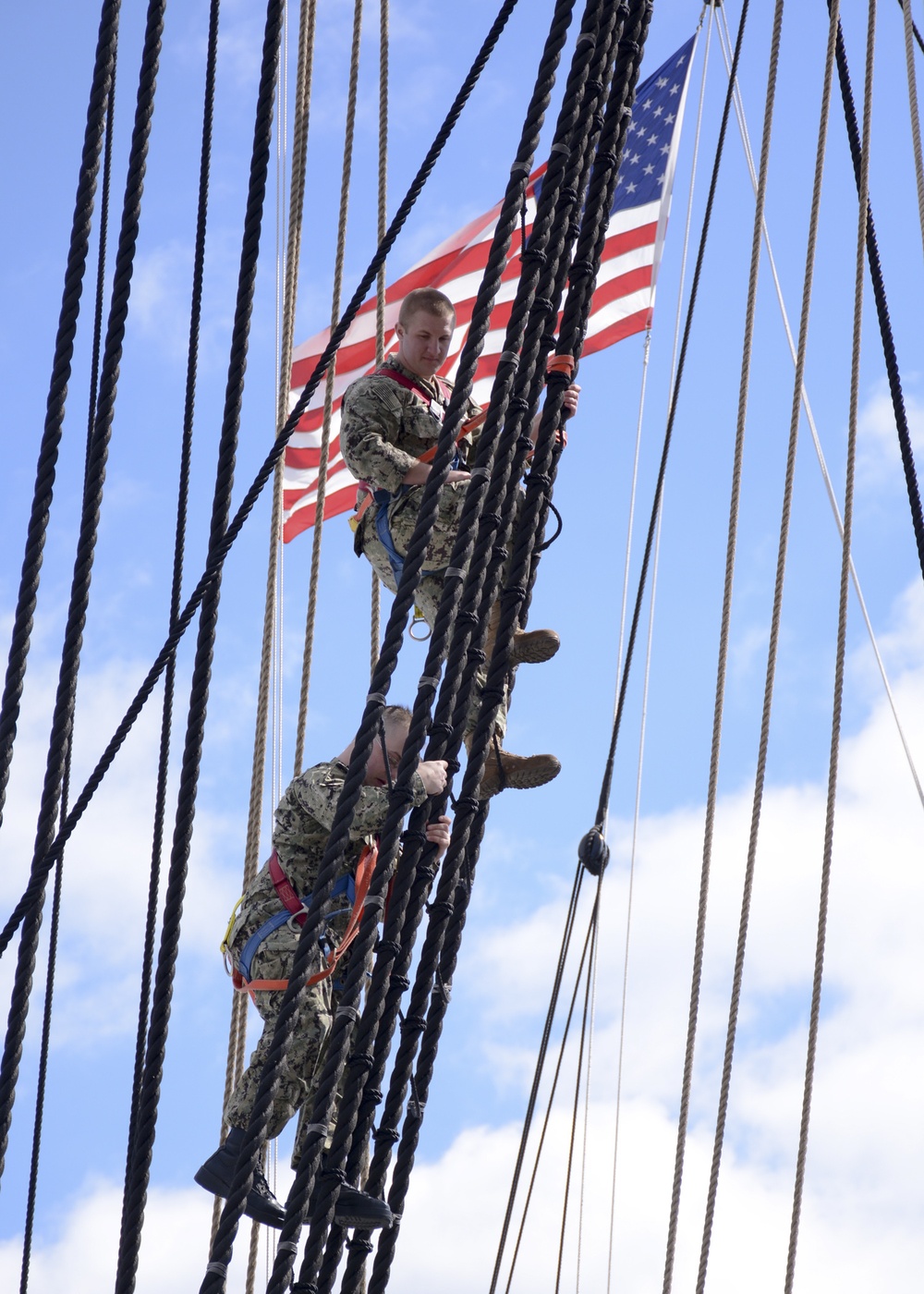 190311-N-SM577-0085